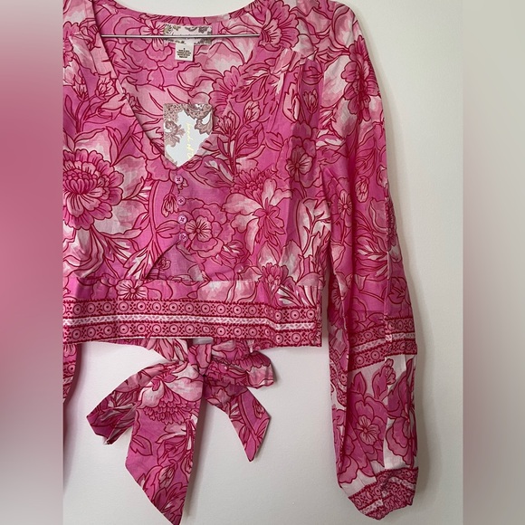 Band of The Free NWT Pink Floral Long Sleeve Lunaria Crop Top - Picture 3 of 9